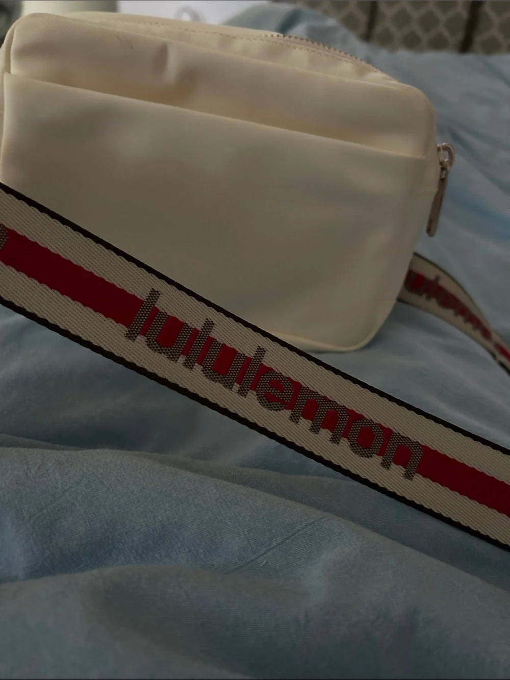 lululemon athletica Cream Double-Zip Crossbody Belt Bag